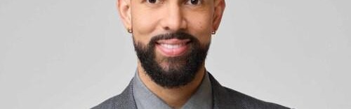 盛世棋牌官网-G联赛队主帅小里弗斯：G联赛队球员会通过新秀赛努力留在NBA