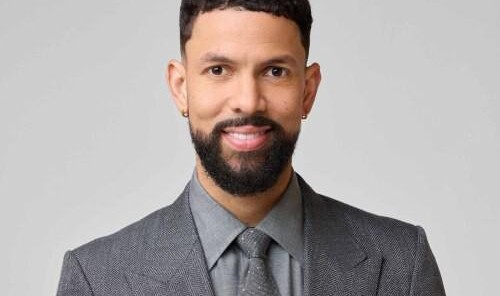 盛世棋牌官网-G联赛队主帅小里弗斯：G联赛队球员会通过新秀赛努力留在NBA